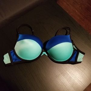 Victoria's secret pushup bra
